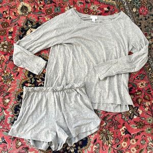 Gray Cuyana organic Pima sleep shorts & organic Pima top. Size SM